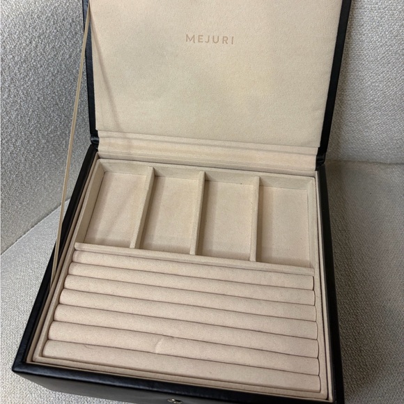 Jewelry Box - Picture 6 of 13